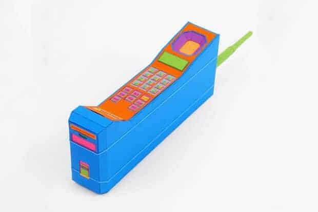zim-zou-paper-electronics-004 papieren telefoon